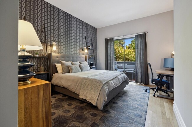 Building Photo - Charming, Furnished 1bd in the Castro