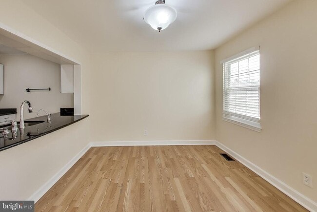 Building Photo - 10408 Parthenon Ct