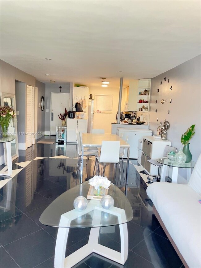 Building Photo - 3944 NE 167th St