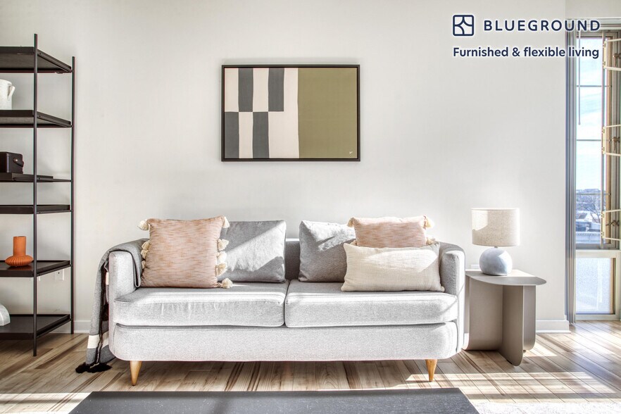 Building Photo - 360 H St NE