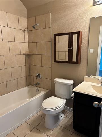 Building Photo - 3332 Canyon Lake Dr
