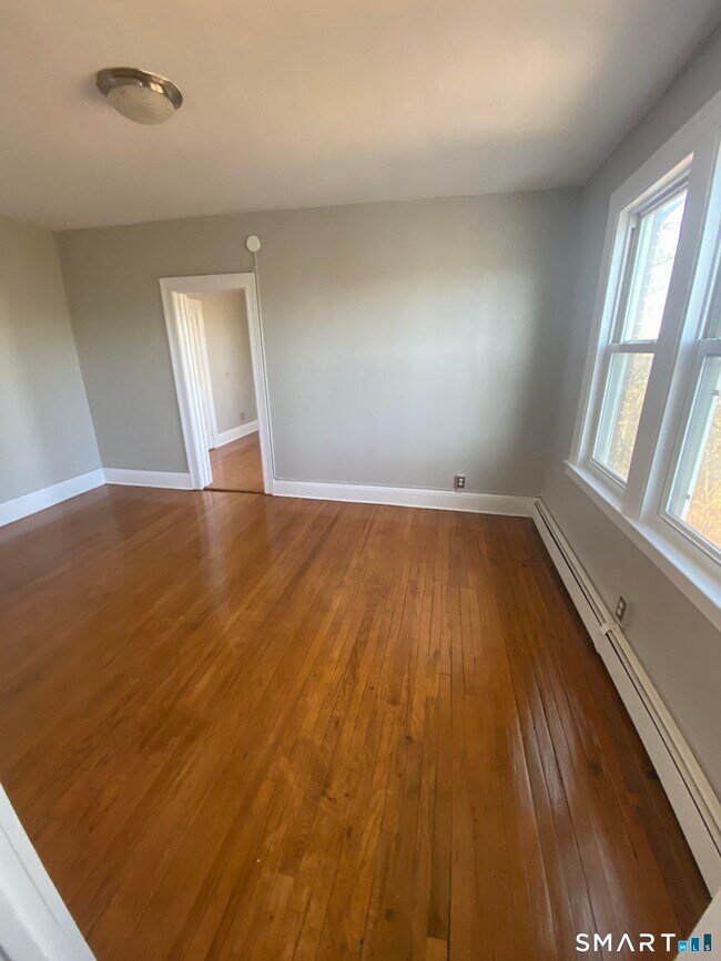 Building Photo - 784 Capitol Ave