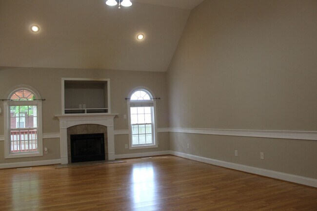 Building Photo - 500 Johnson Branch Rd