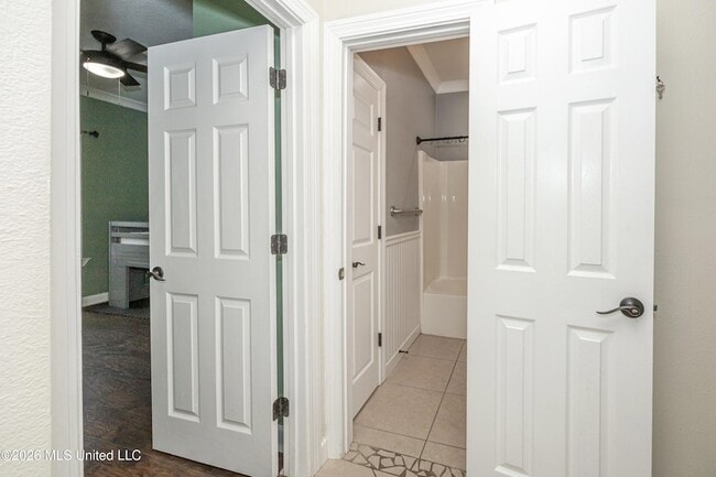 Building Photo - 15208 Lisa Dr
