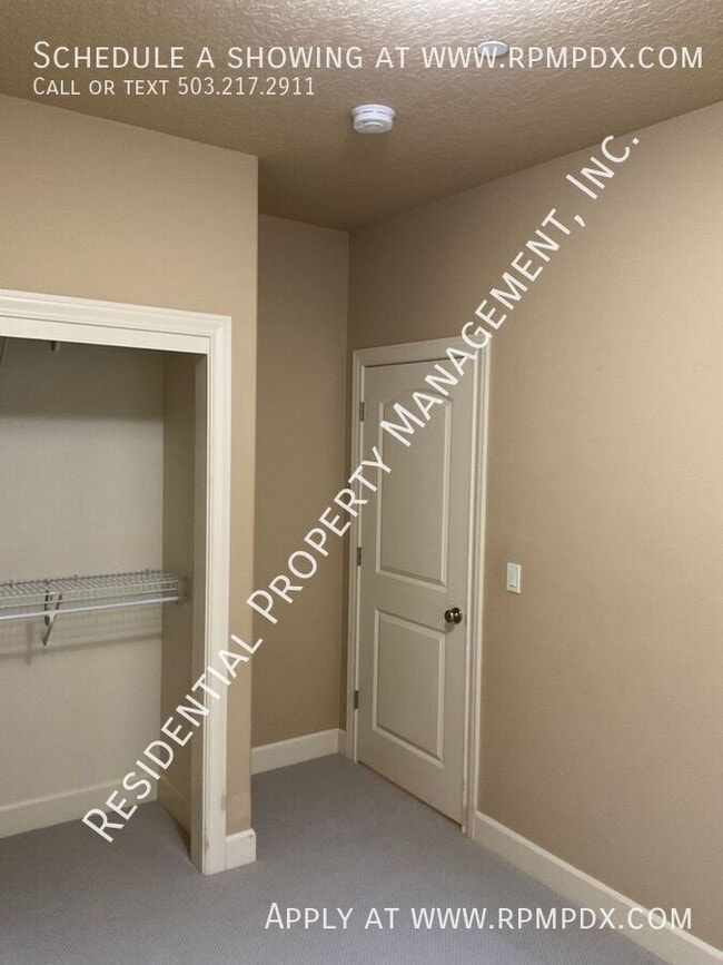 Building Photo - 18278 SW Santoro Dr