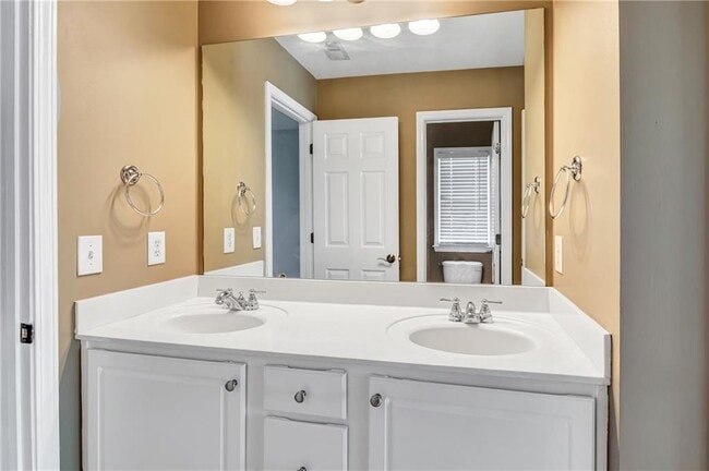 Building Photo - 476 Wallis Farm Way NW