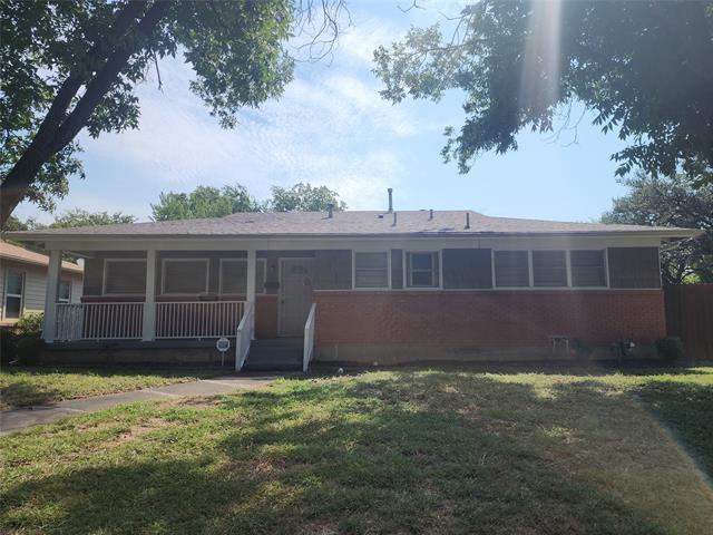 Primary Photo - 2437 Emily Dr