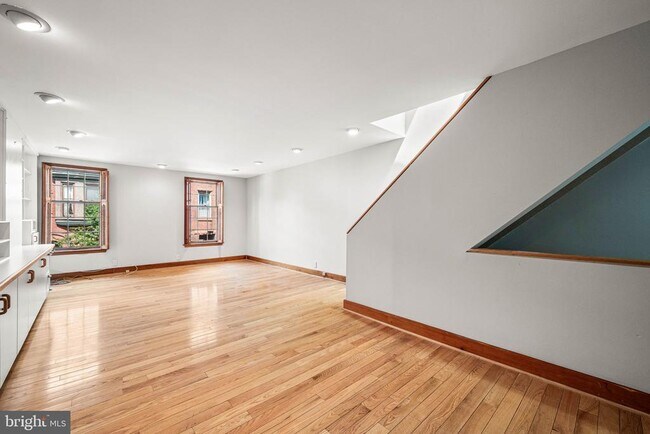 Building Photo - 241 S 23rd St