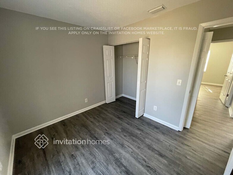 Building Photo - 7813 Chaperon Ct