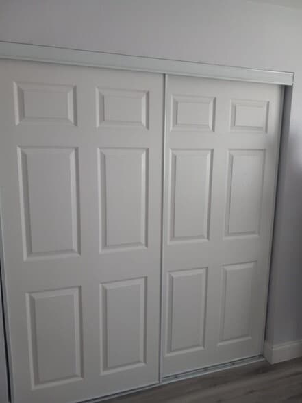 Building Photo - 501 NE 24th Pl