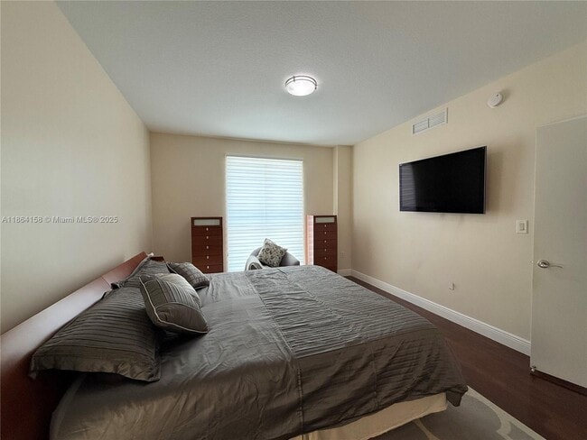 Building Photo - 7275 SW 90th Way