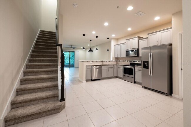 Building Photo - 1280 Pavia Dr