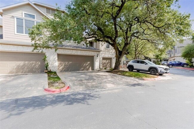 Building Photo - 4501 Whispering Valley Dr