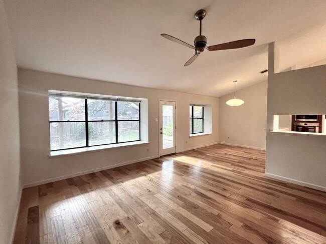 Building Photo - 2905 Goldbridge Dr