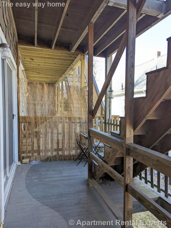 Building Photo - 8 Evergreen Square