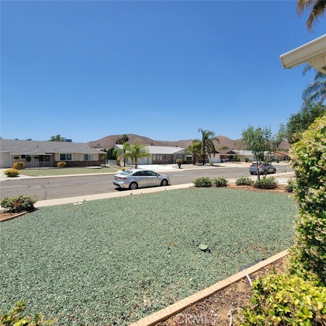 Building Photo - 28894 Portsmouth Dr