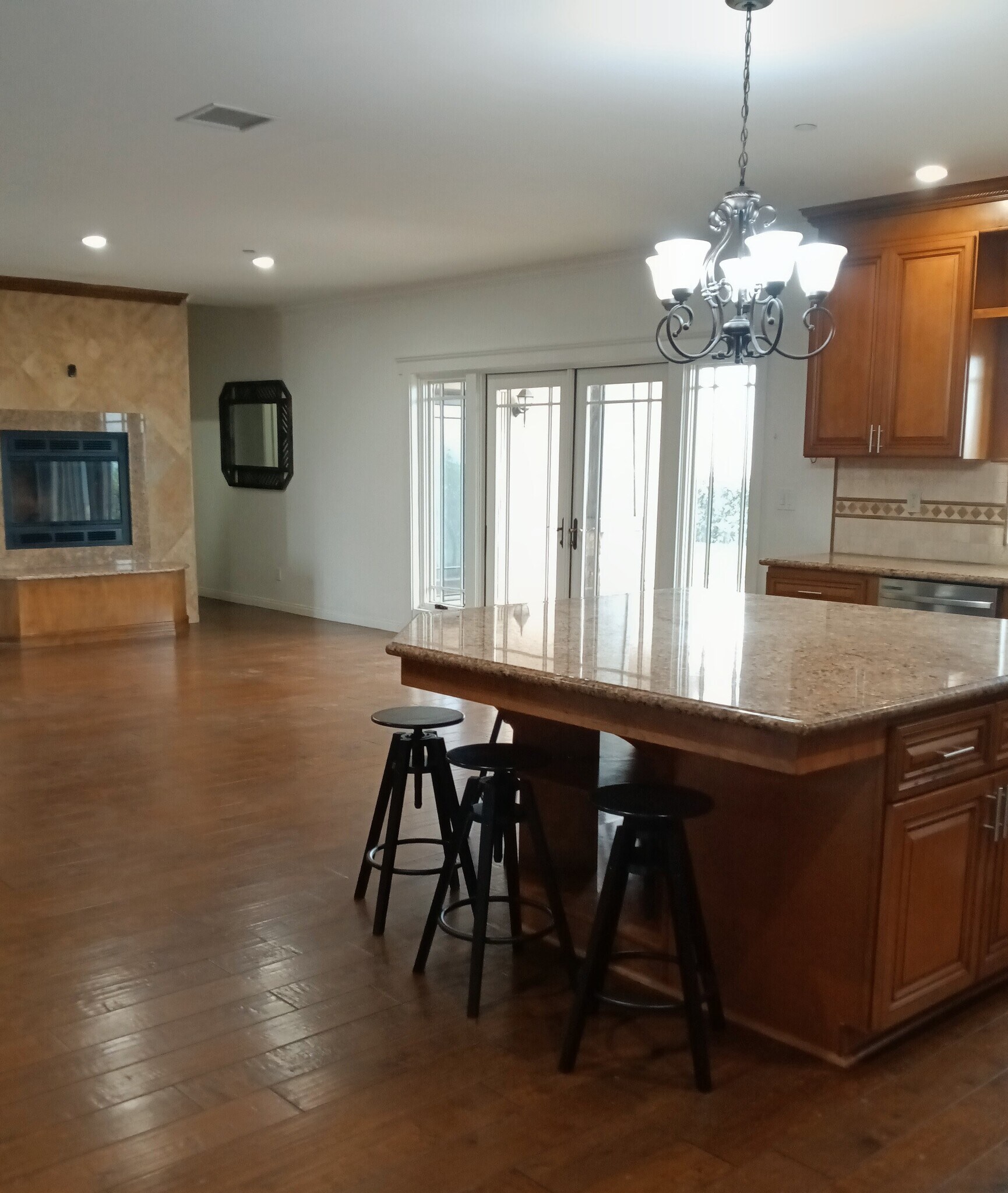 Building Photo - 1572 Silverwood Dr