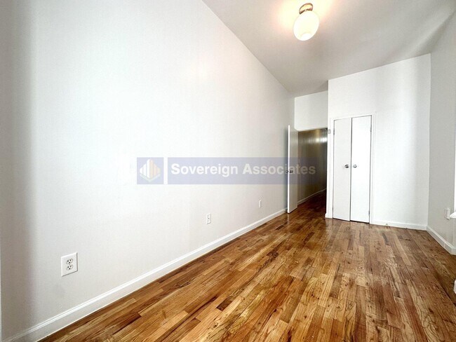 Building Photo - 141 West 113th St