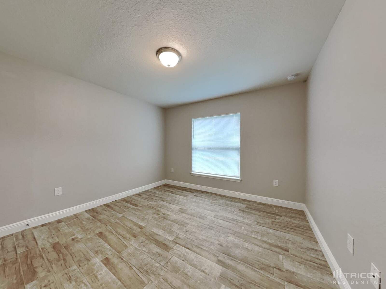 Building Photo - 22404 Cheryl Ave