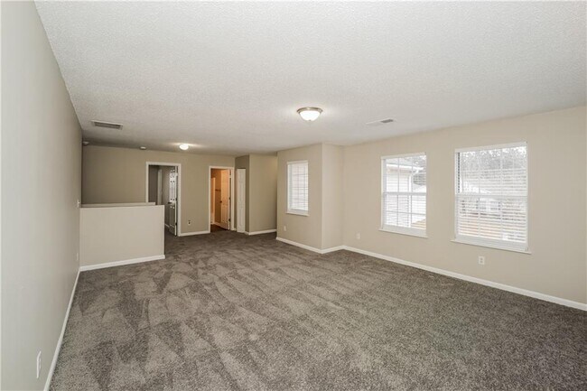 Building Photo - 2021 Sweet Bay