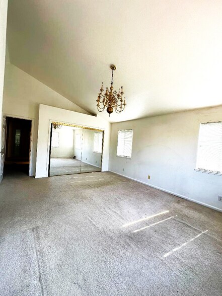 Building Photo - 1824 Mark Mead Ln
