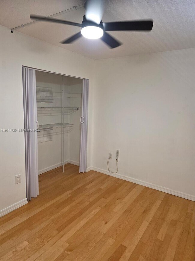 Building Photo - 8065 SW 107th Ave
