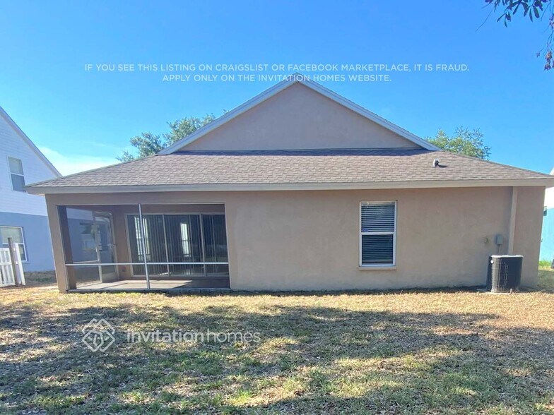 Building Photo - 3323 70th Ct E