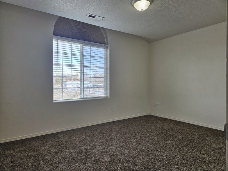 Building Photo - 3501 Sage Rd