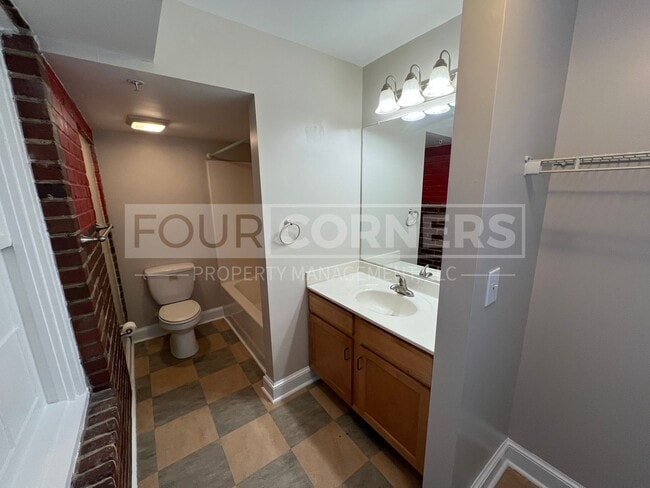 Building Photo - Beautiful 1 Bedroom 1 Bath Apartment