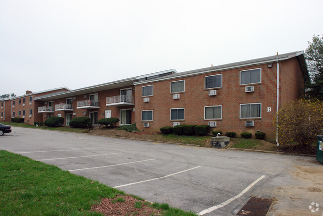 Building Photo - Plymouth Rock Apartments