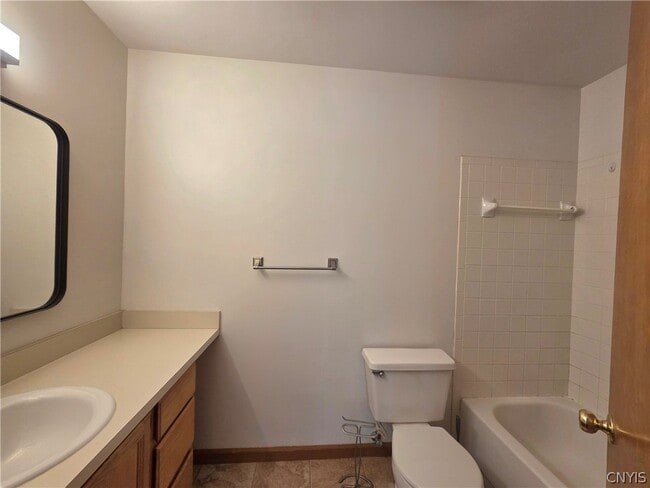 Building Photo - 1208 Greymoor Way
