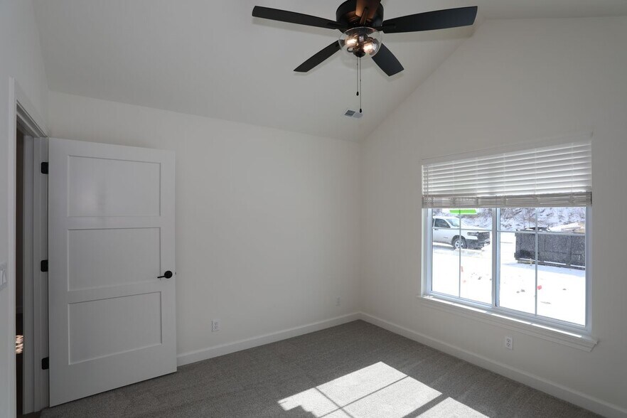 Building Photo - 4417 Royal County Rd