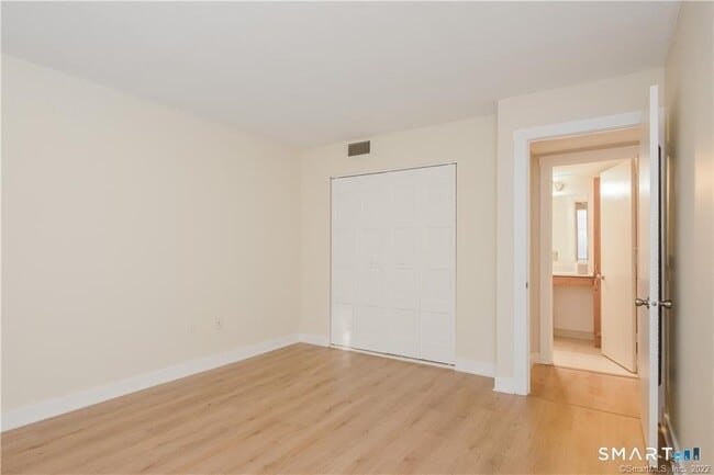 Building Photo - 57 Brookwood Dr