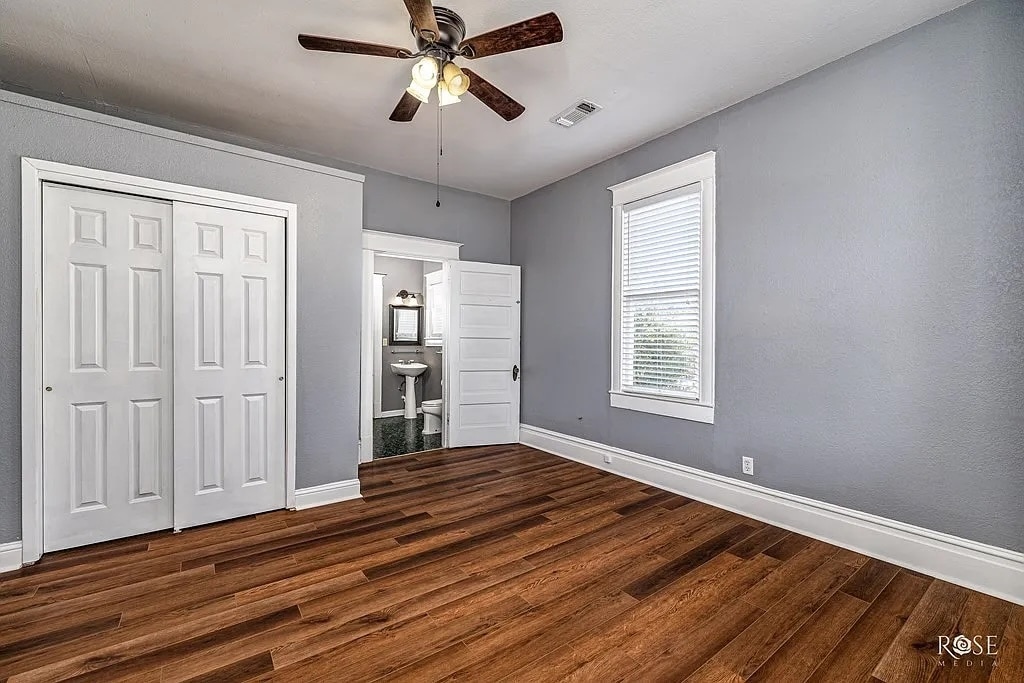 Building Photo - 2 N Adams St