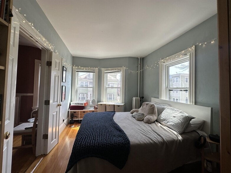 Building Photo - 57 Waterhouse St