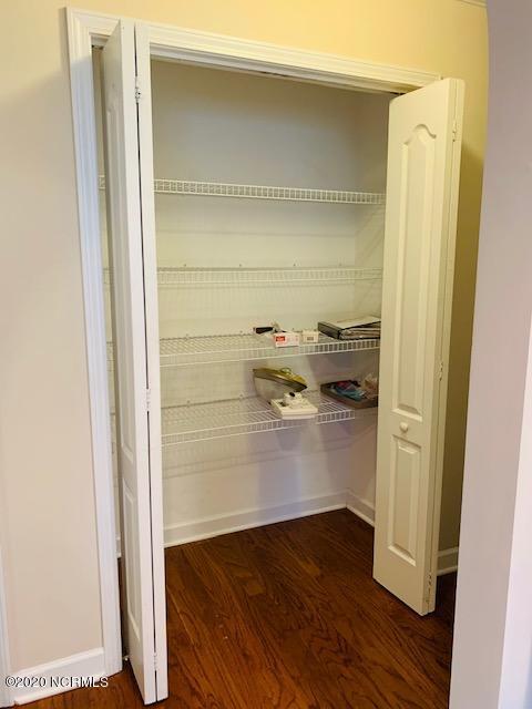 Building Photo - 419 Ridgeway Dr