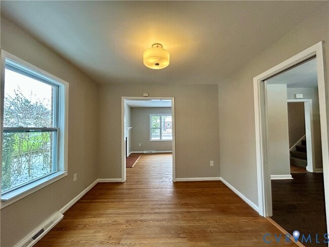 Building Photo - 2000 Milbank Rd