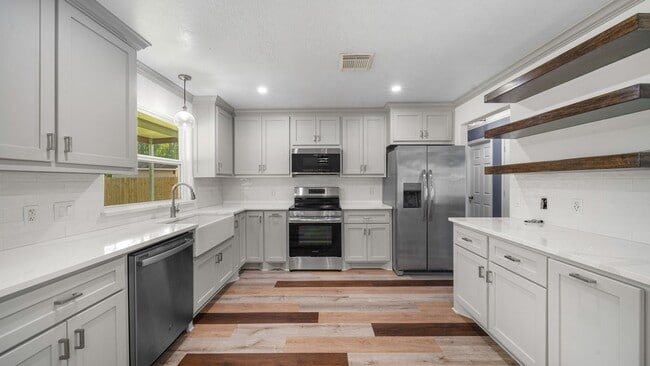 Building Photo - 16453 Ryan Guinn Way