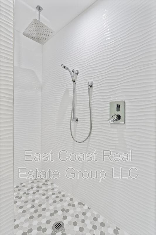 Building Photo - 530 N Third St