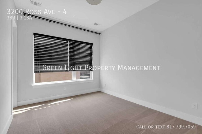 Building Photo - 3200 Ross Ave