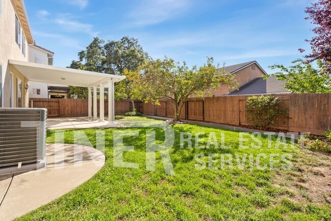 Building Photo - 9808 Spring View Way