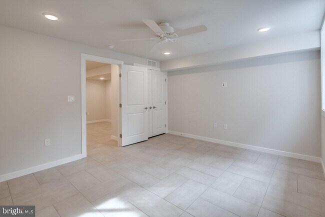 Building Photo - 1712 S 19th St