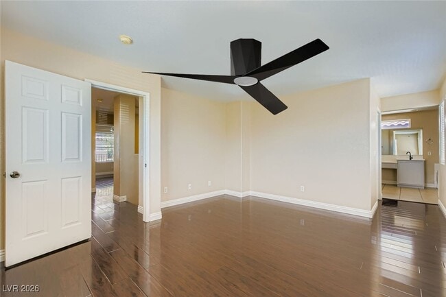 Building Photo - 5986 Ambleshire Ave