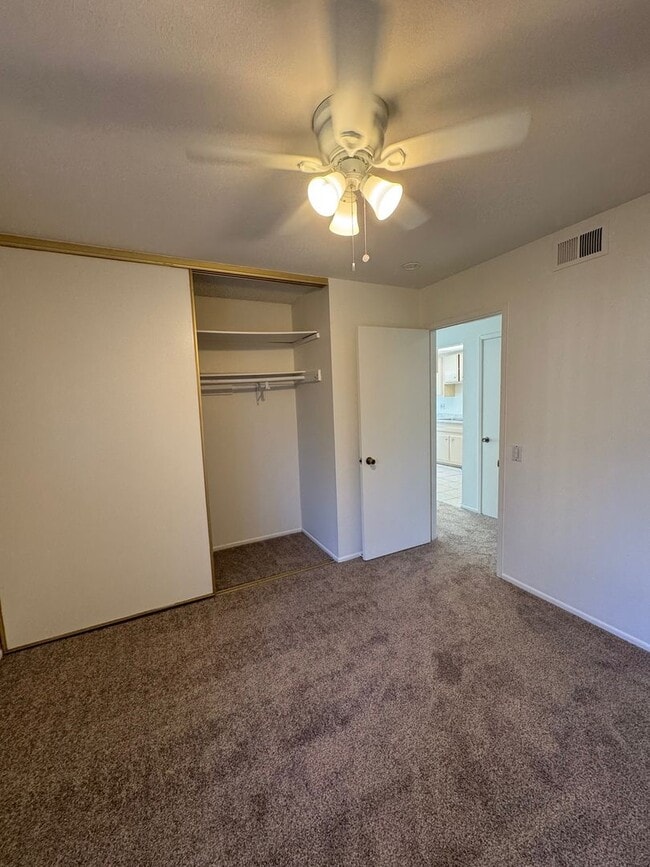 Building Photo - Orchard Lane Condo for Rent near the 101 F...