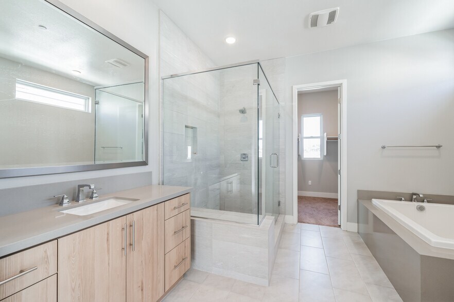 Building Photo - 5315 Morning Sage Way