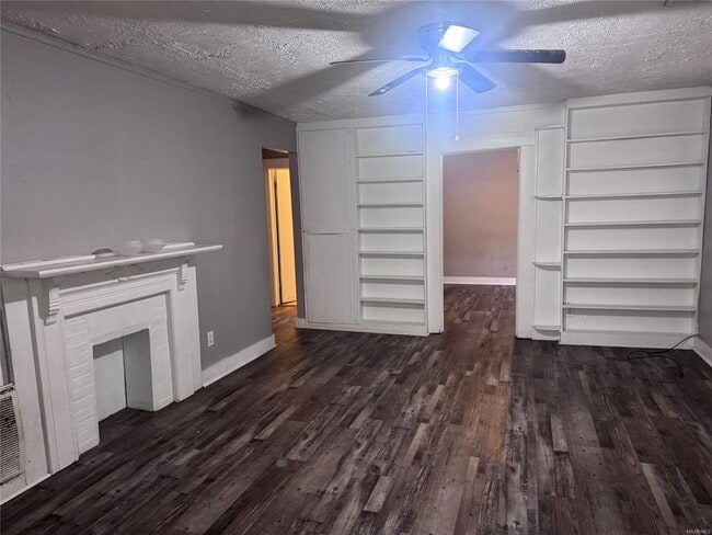 Building Photo - 1750 Yarbrough St