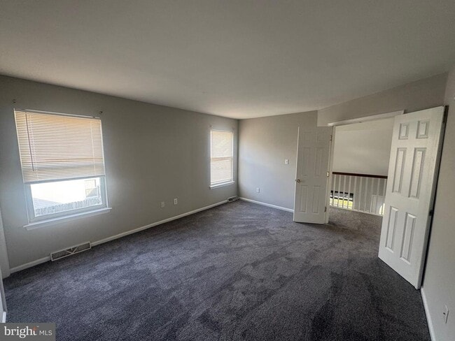 Building Photo - 136 Redden Ln