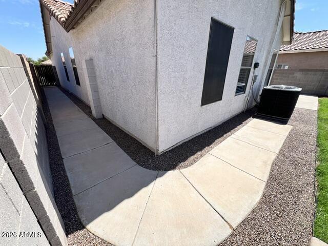 Building Photo - 2849 W San Carlos Ln