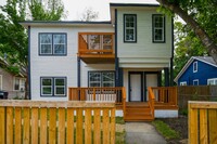 Building Photo - Four Plex on Hammond Ave.