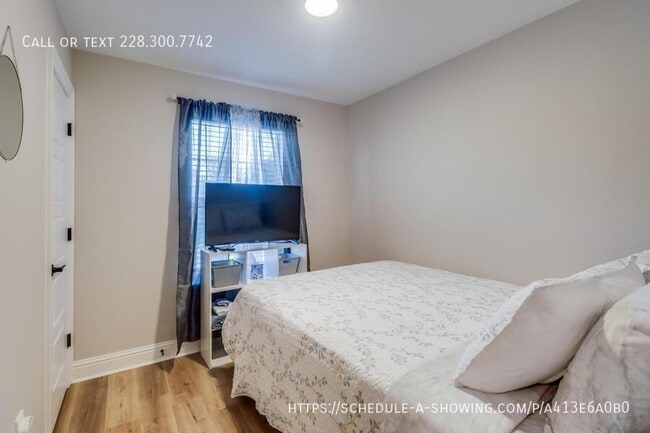 Building Photo - 142 Coral Breeze Drive